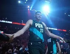 包含波特兰开拓者国际比赛日主帅复盘;志在NBA季后赛名次提升;更衣室稳定;球队文化再被提及的词条 包含波特兰开拓者国际比赛日主帅复盘;志在NBA季后赛名次提升;更衣室稳定;球队文化再被提及的词条