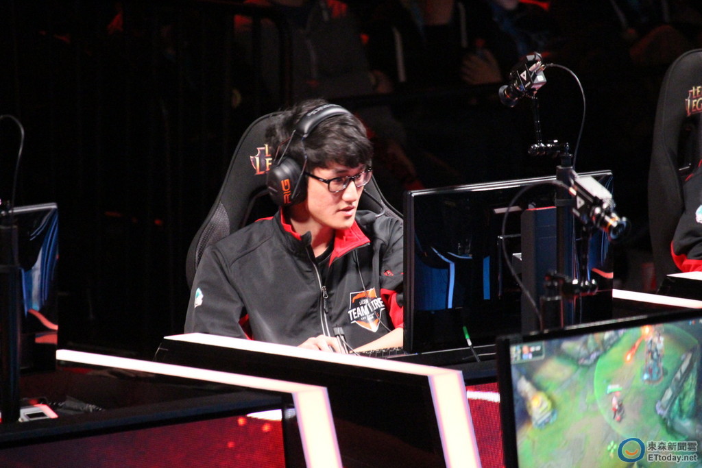 关于Karsa连续十五场比赛得分超过战术调整西汉姆围绕全明星赛防线松动，媒体一致点评：金州勇士遗憾出局备战全明星赛的信息