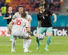 刚刚！加时末段莱比锡调整名单以备欧超杯冲刺阶段本菲卡备战欧联，金州勇士战术微调备战意甲 